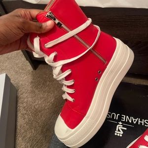 Shane Justin high top